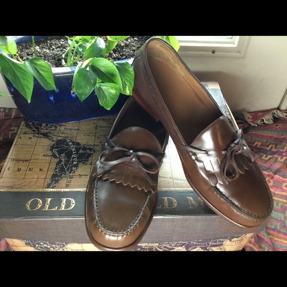 Cole Haan Brown Leather Fringe Tie Loafers S11